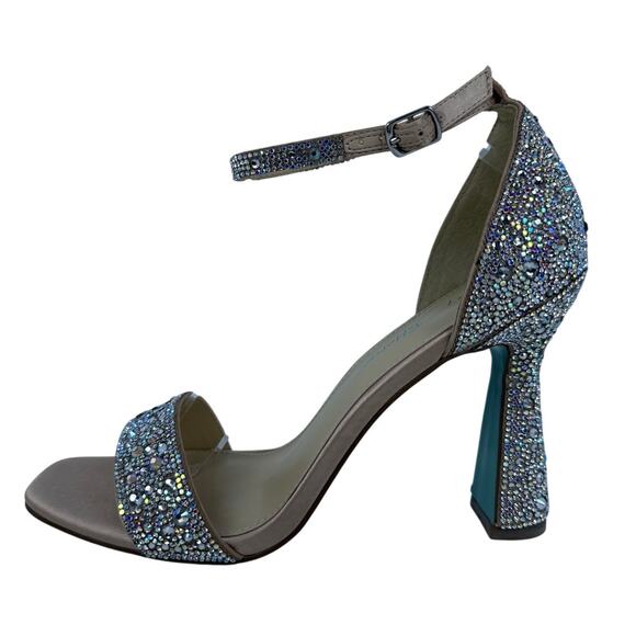 Betsey Johnson Dani Sandals Spool Heel Womens 8.5 M Shiny Rhinestones Buckle - Picture 6 of 11